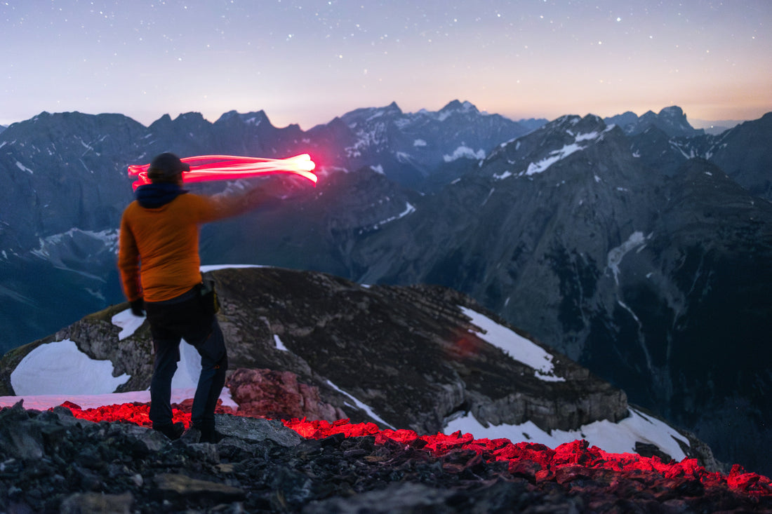 Rechargeable Electric Lantern Spotlight: Runtime by Brightness Mode