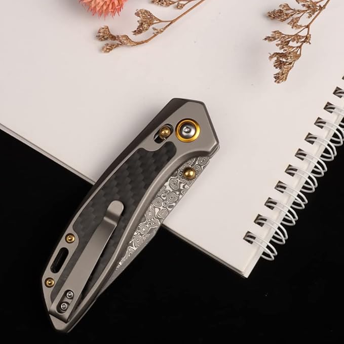 MASALONG Kni256 Pocket Knife, EDC Folding Knives, 3.77 "VG10 Damascus Blade, Carbon Fiber Alloy