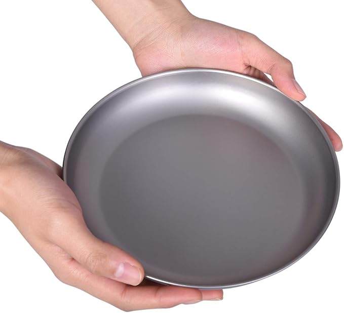 iBasingo Titanium Plate 18.5cm Ultralight Camping Dinner Plate, Reusable Metal Dish for Steak