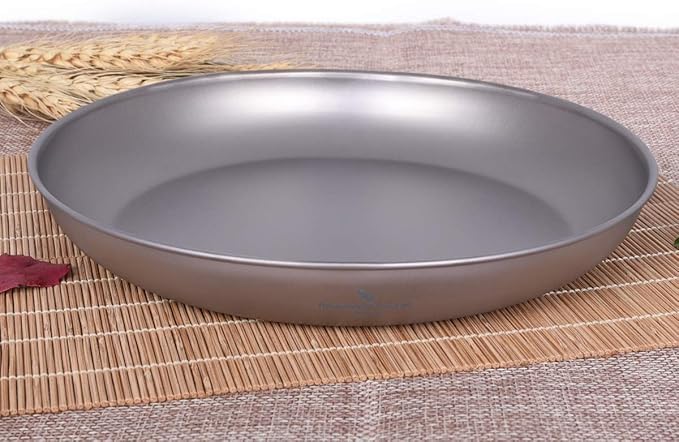 iBasingo Titanium Plate 18.5cm Ultralight Camping Dinner Plate, Reusable Metal Dish for Steak