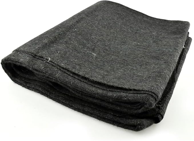 SE 51"x 80" Multipurpose Gray Wool Blanket - 50% Wool, Lightweight 2 lb, Zippered Bag Included
