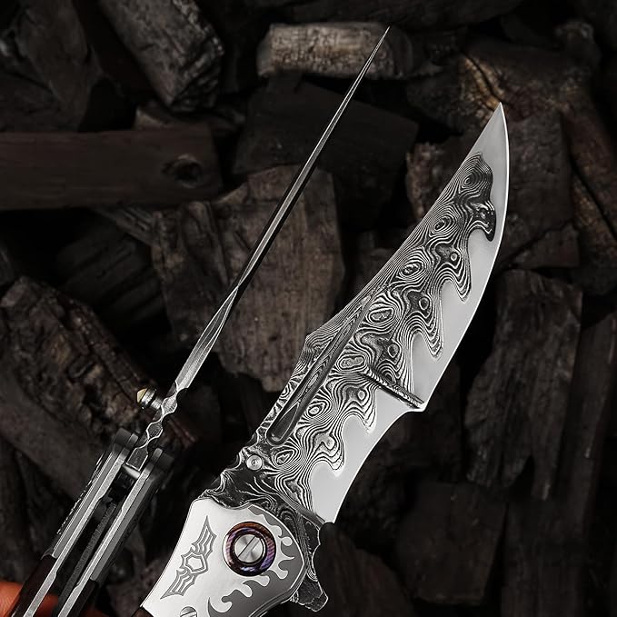 4.6in Damascus steel blade, ebony inlaid with serpentine wood handle with leather pocket folding