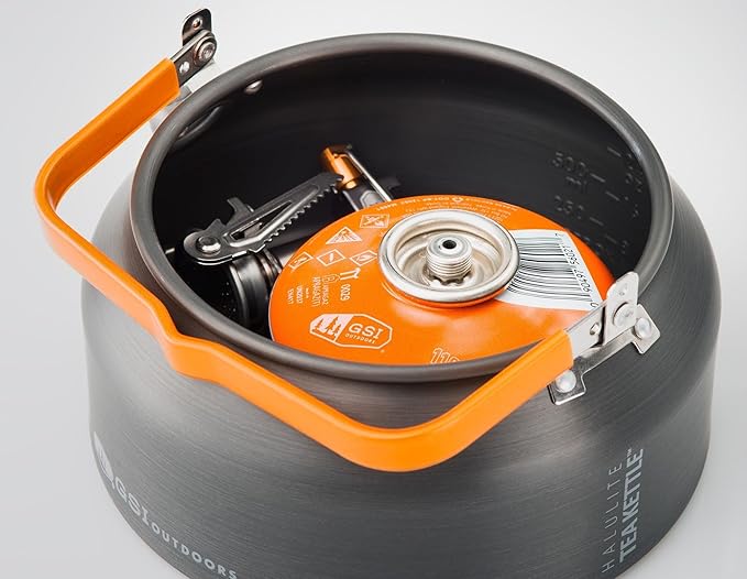 GSI Outdoors Halulite Tea Kettle, Ultralight Aluminum Camping Kettle, Durable, Fast-Boil for