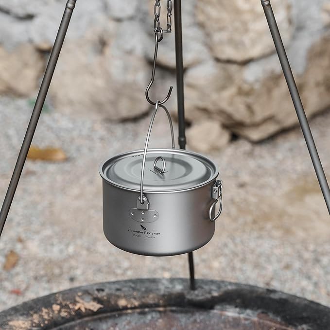 iBasingo 1.3L (1300ml) Titanium Pot with Lid Lightweight Backpacking Cook Pot for Solo Camping