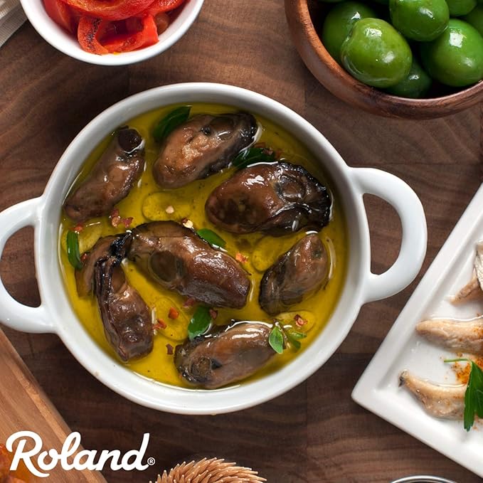 Roland Foods Petite Premium Smoked Oysters in Oil, Wild Caught, 3 Ounce Tin, Pack of 10