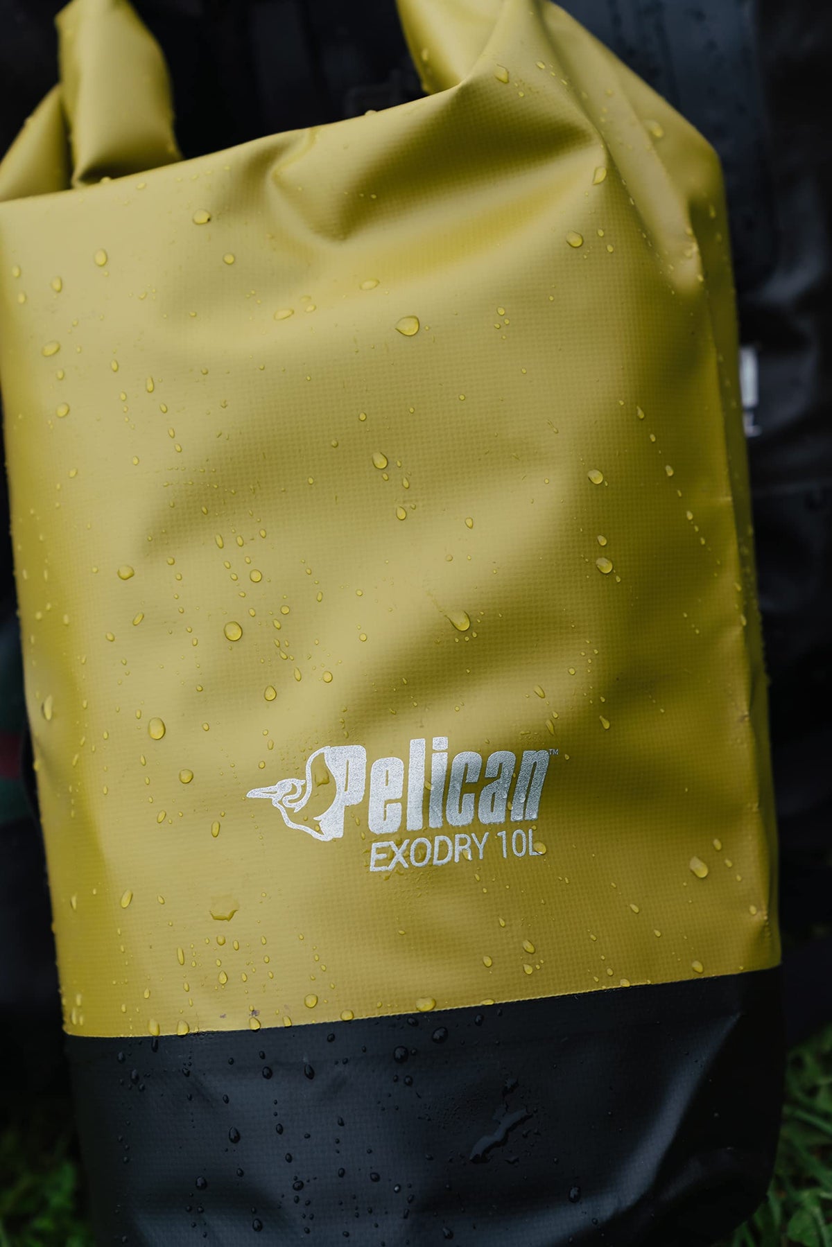 Pelican ExoDry 20L Medium Drybag - Waterproof - Shoulder Straps - Thick & Lightweight - Roll Top