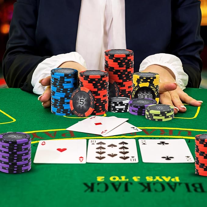 Goplus Poker Chip Set, 300 PCS/500 PCS 14 Gram Clay Poker Chips w/ Aluminum Case, Card Decks