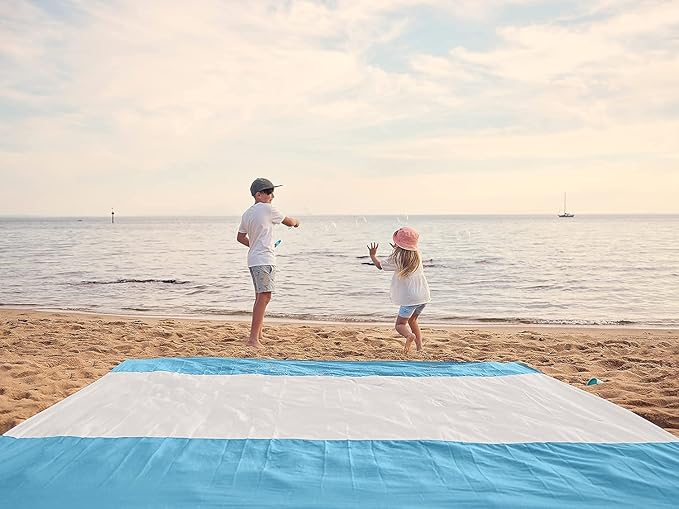 WEKAPO Beach Blanket Sandproof Waterproof, Extra Large Beach Mat, Oversized & Compact Sand Free Mat