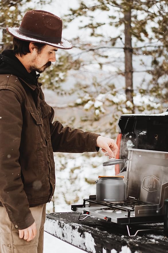 GSI Outdoors Halulite Tea Kettle, Ultralight Aluminum Camping Kettle, Durable, Fast-Boil for