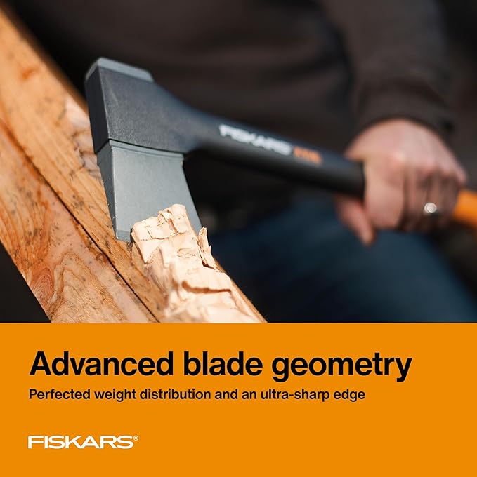 Fiskars X15 Splitting Axe, Tree Branch Cutter and Wood Splitter (23.5-Inch Axe) with