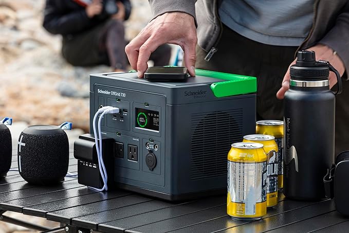 Schneider OffGrid Portable Power Station 738W / 728Wh Portable Solar Generator for Camping or Home