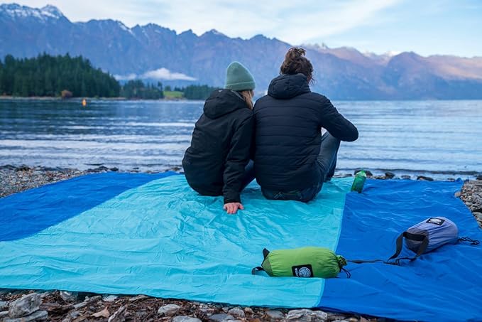WEKAPO Beach Blanket Sandproof Waterproof, Extra Large Beach Mat, Oversized & Compact Sand Free Mat