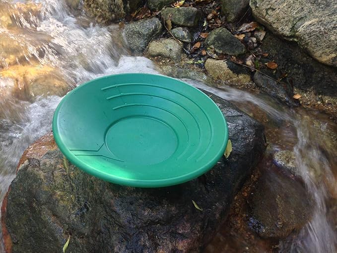 SE 14 Inch Gold Panning Pan - Three Riffles for Easier Mining and Prospecting (10 Pack Green)