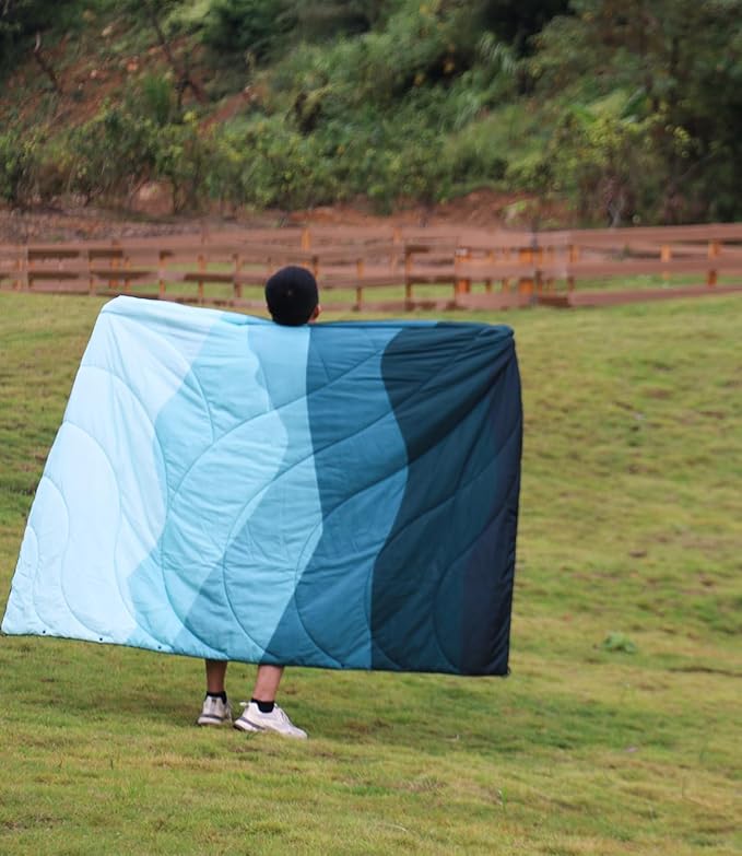Outdoor Puffy Camping Blanket, Lightweight Down Alternative Puffy Waterproof Stadium Blanket with