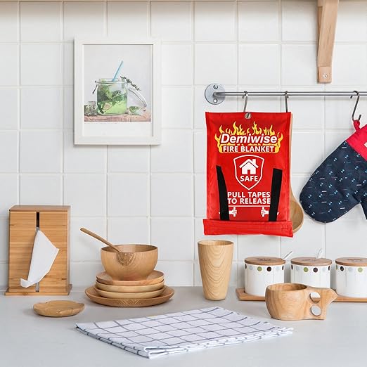 Fire Blankets for Home and Kitchen,4-Pack 40"x40" Emergency Fire Safety Blankets for People House