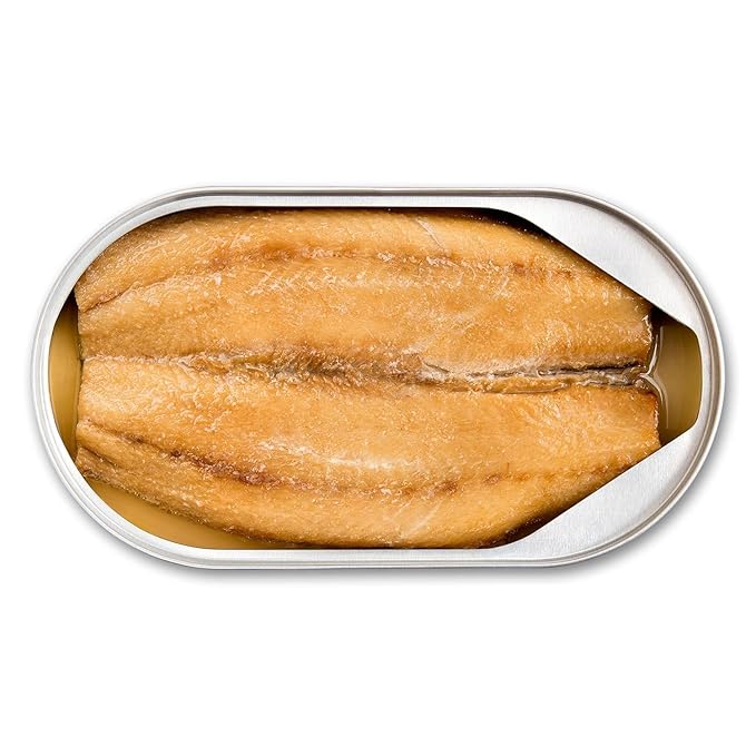 King Oscar Kipper Snacks, 3.54 Ounce Cans (Pack of 1), Lightly Smoked Herring Fillets, Wild Caught
