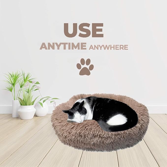 Whiskers & Friends Cat Bed, Cat Beds for Indoor Cats Washable, Orthopedic Soft Fluffy Round Calming