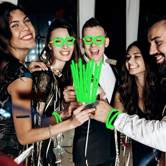 60 Pack 8??Green Glow Sticks Bulk Bright Glow Sticks with 60 Connectors 20 Heart Glasses Glow In