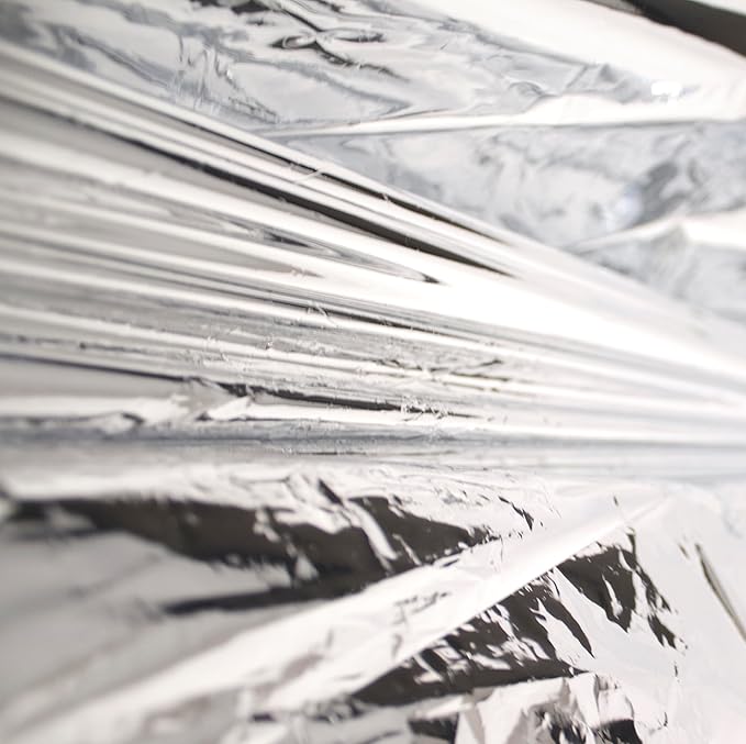 Kemp USA Emergency Mylar Blanket - Pack of 25, Lightweight Multipurpose First Aid Blanket, Used by