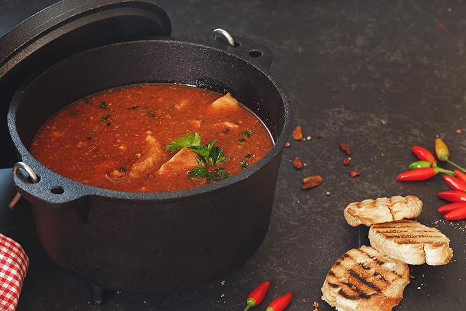 Pre-Seasoned Cast Iron Camp Dutch Oven With Legs, 4.1 qt, including Lid Lifter & Lid Stand