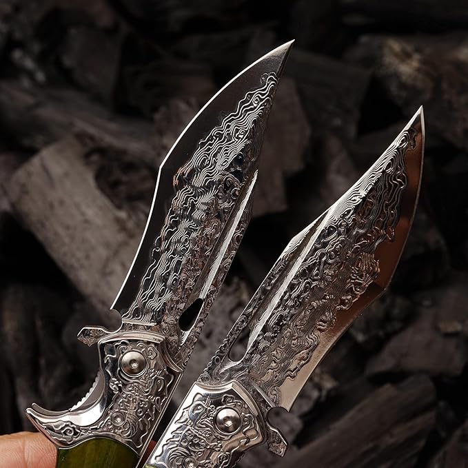 Damascus Steel Folding Knife, 3.6 '' VG10 Sandwich Damascus Steel bone Handle with Pocket Clip, for