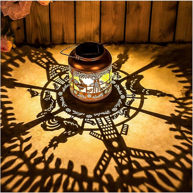 Chicken Solar Lanterns Outdoor Waterproof,Hanging Solar Lights Chicken Gifts for Women Men Metal