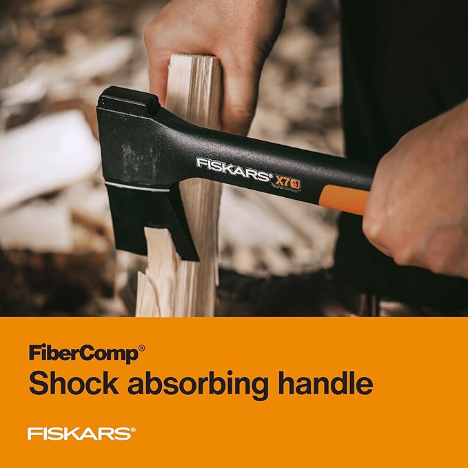 Fiskars X7 Hatchet Lightweight Wood Splitter for Small to Medium Size Kindling with Proprietary