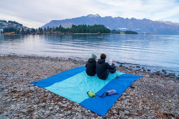 WEKAPO Beach Blanket Sandproof Waterproof, Extra Large Beach Mat, Oversized & Compact Sand Free Mat