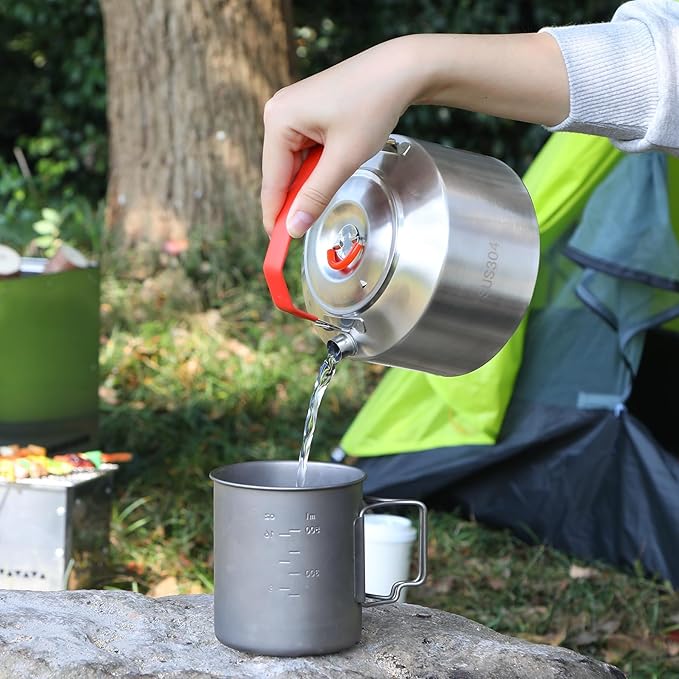 REDCAMP 1.6L Outdoor Camping Kettle, Lightweight Stainless Steel Water Pot with Carrying Bag
