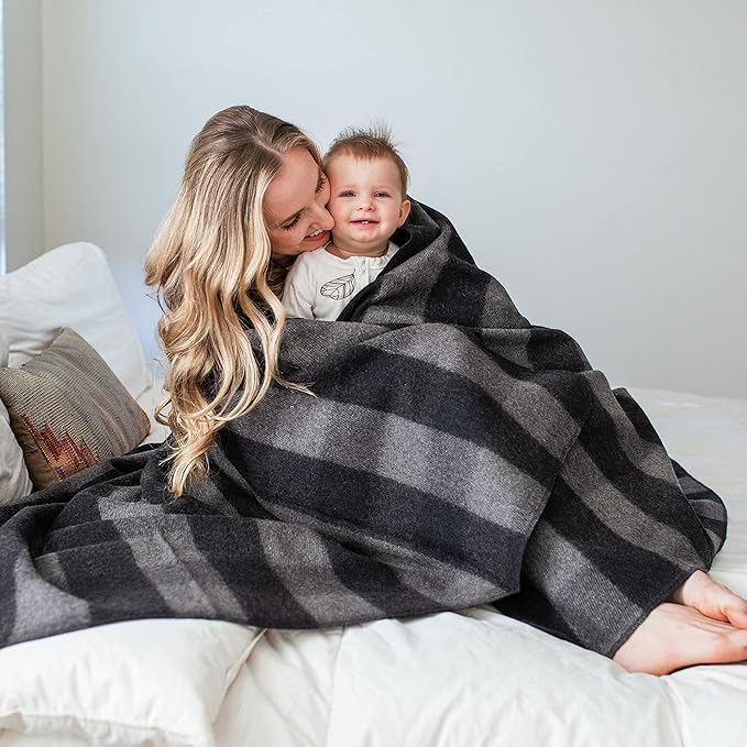 Arcturus Plaid Wool Blankets - 4.5lbs Warm, Heavy, Washable, Large | Great for Camping, Outdoors