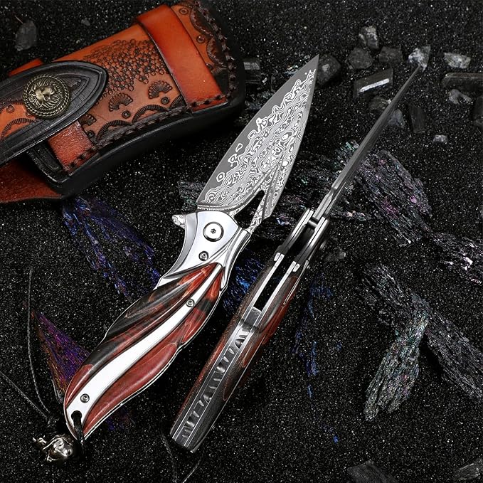 Handmade Japanese VG10 Damascus steel Folding Pocket Knife，With leather case，Liner Lock，3.1in high