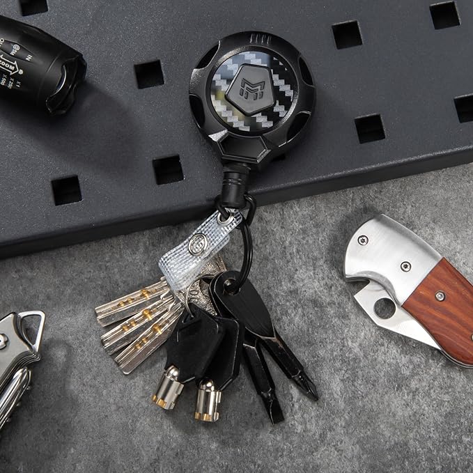 MNGARISTA Upgraded Heavy Duty Retractable Keychain with Belt Clip, 10 OZ Retraction, 31.5"