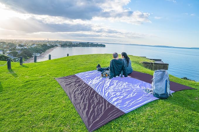 WEKAPO Beach Blanket Sandproof Waterproof, Extra Large Beach Mat, Oversized & Compact Sand Free Mat