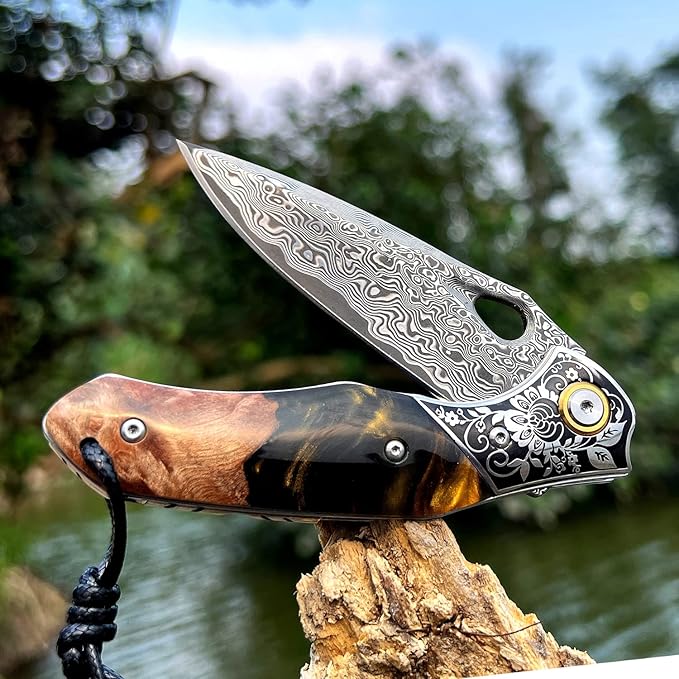 handmade Japan Damascus steel pocket knifeï¼?.1" VG10 blade men and women Folding knife，With