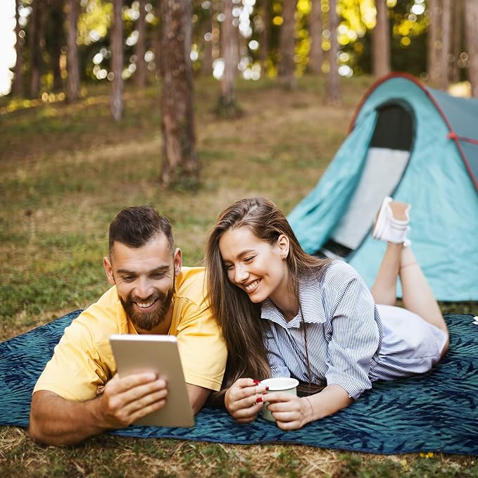 Outdoor Waterproof Blanket, Foldable Fleece Stadium Blanket for Outdoor Sports Event, Camping, Car