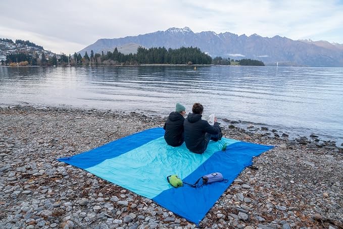 WEKAPO Beach Blanket Sandproof Waterproof, Extra Large Beach Mat, Oversized & Compact Sand Free Mat