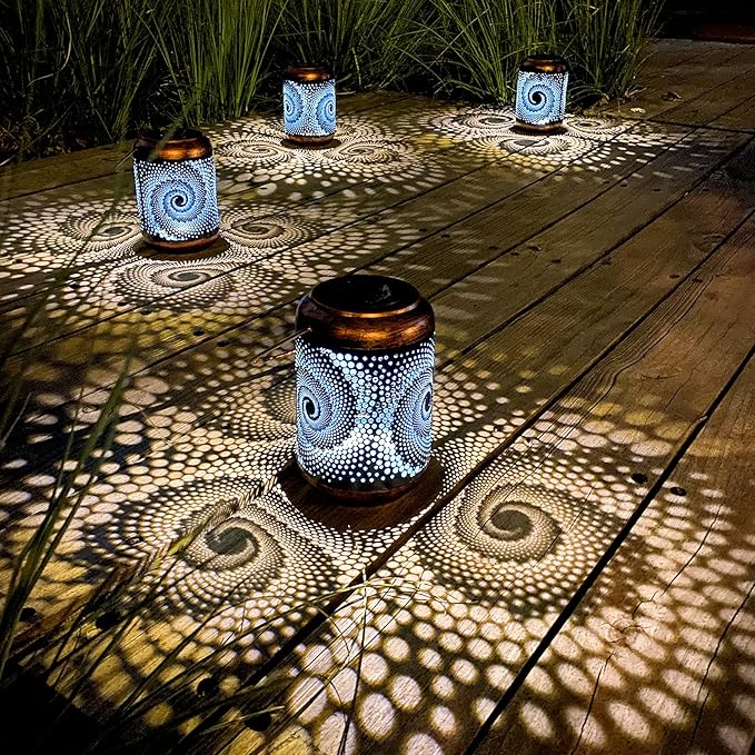 Solar Lanterns Outdoor Hanging Lantern Metal Waterproof LED Lantern with Solar Powered Garden Patio